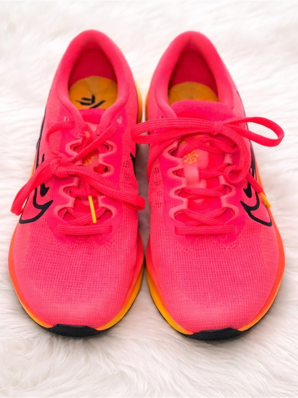 Nike Zoom Fly 5 Hyper Pink Women’s Size 5 Running Shoes Bright Athletic Sneaker - Picture 2 of 5